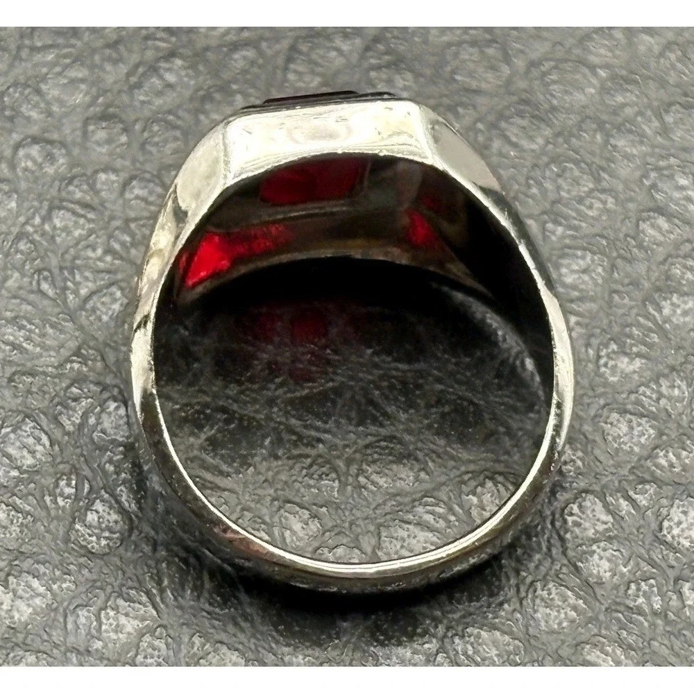 Vintage 18k HGE White Gold Plated Red Stone Signet Pinky Ring Size 5